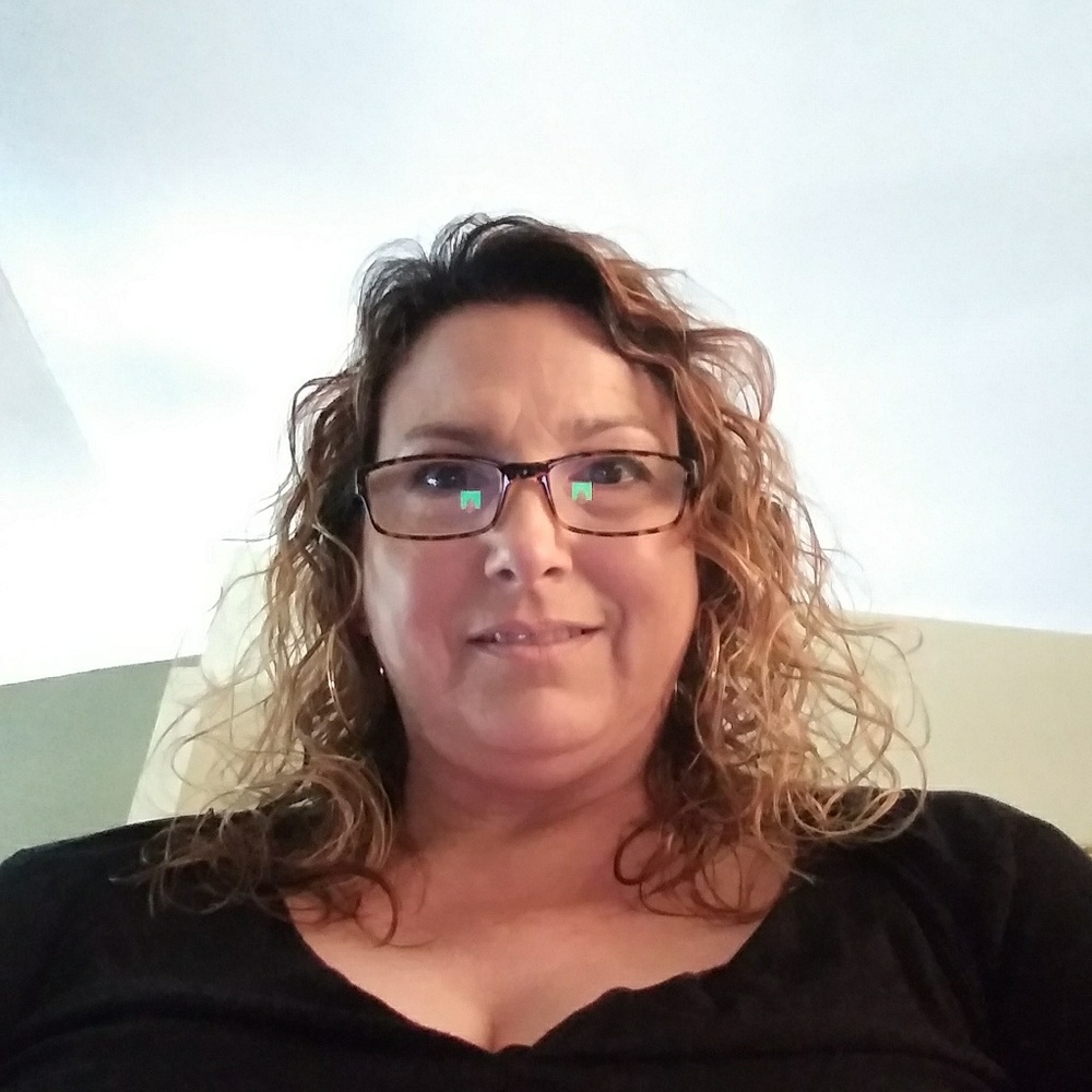 Meet your Posher, Debra